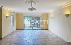 Bonnieres-Sur-Seine, Île-de-France 78270