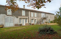 Houlette, Poitou-Charentes 16200