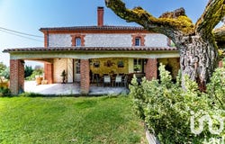 Cazes-Mondenard, Occitanie 82110