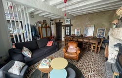 Mauves-sur-Huisne, Lower Normandy 61400