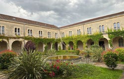 NIORT, Nouvelle-Aquitaine 79000