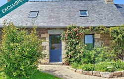 Ploumilliau, Brittany 22300