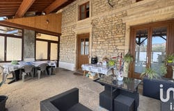 Ozenay, Bourgogne-Franche-Comté 71700