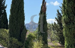 Saint-Rémy-de-Provence, Provence-Alpes-Côte d'Azur 13210