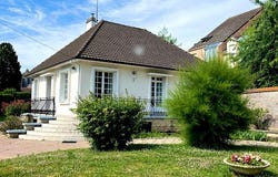 Noyon, Hauts-de-France 60400