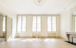 Bordeaux, Aquitaine 33000