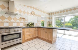 Châtel-Guyon, Auvergne 63140
