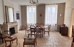 TONNAY CHARENTE, Nouvelle-Aquitaine 17430