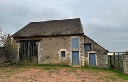 POUILLY EN AUXOIS, Bourgogne 21320