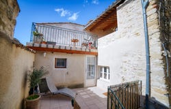 Vaugines, Provence-Alpes-Côte-d'Azur 84160