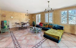 Saint-Saturnin-lès-Apt, Provence-Alpes-Côte-d'Azur 84490