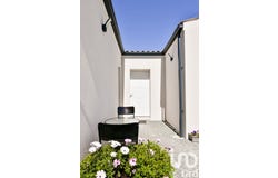 Saint-Maxire, Nouvelle-Aquitaine 79410