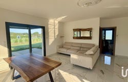 LAVARÉ, Pays de la Loire 72390