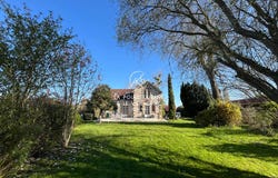 Maintenon, Eure-et-Loir 28130