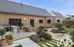 Le Bono, Brittany 56400