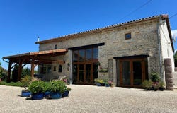 Civray, Poitou-Charentes 86400