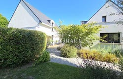 Auray, Brittany 56400