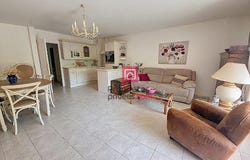 Roquebrune-sur-Argens, Provence-Alpes-Côte d'Azur 83520