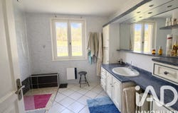 Vernassal, Auvergne-Rhône-Alpes 43270