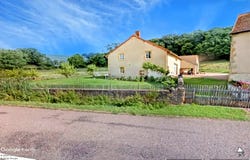 Semur-en-Brionnais, Burgundy 71110