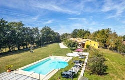 Hautefort, Aquitaine 24390