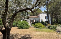 L'Isle-sur-la-Sorgue, Provence-Alpes-Côte d'Azur 84800