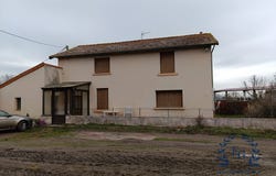 Saint-Germain-Lespinasse, Auvergne-Rhône-Alpes 42640