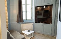 Laval, Pays de la Loire 53000