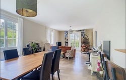 Veigne, Centre 37250