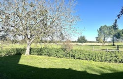 Bréhémont, Centre-Val de Loire 37130