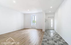 Thouars, Poitou-Charentes 79100