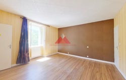 40 Rue des Fontaines, Chevry, Jura 39200
