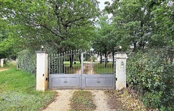 84490, Vaucluse, Provence-Alpes-Côte d'Azur 84490