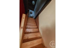 Crain, Burgundy 89480