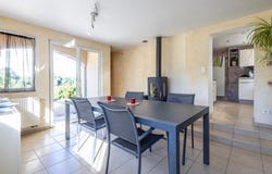 Palise, Franche-Comté 25870