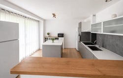 Singles, Auvergne-Rhône-Alpes 63690