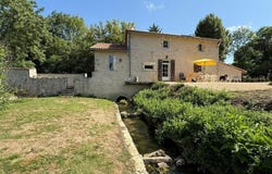 Lizant, Poitou-Charentes 86400