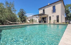 UZES, Occitanie 30700