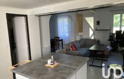 Bury, Hauts-de-France 60250