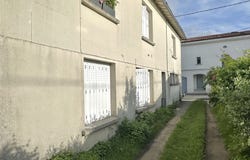 Saintes, Poitou-Charentes 17100