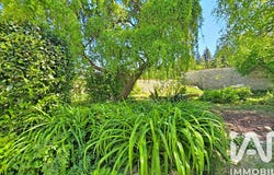 Cruzy-le-Châtel, Bourgogne-Franche-Comté 89740