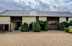Chouze-Sur-Loire, Centre 37140