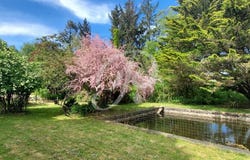 Apremont, Vendée 85220