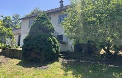 Charolles, Burgundy 71120