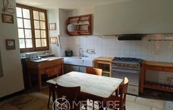 Civray, Poitou-Charentes 86400