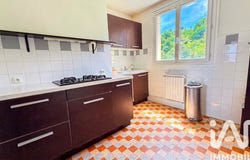 Saint-Étienne, Auvergne-Rhône-Alpes 42100