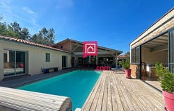 Bazas, Aquitaine 33430