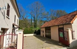 Cronat, Burgundy 71140