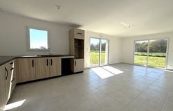 VOULEME, Poitou-Charentes 86400