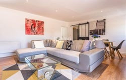 rue des Roses, Oberhausbergen, Alsace 67205